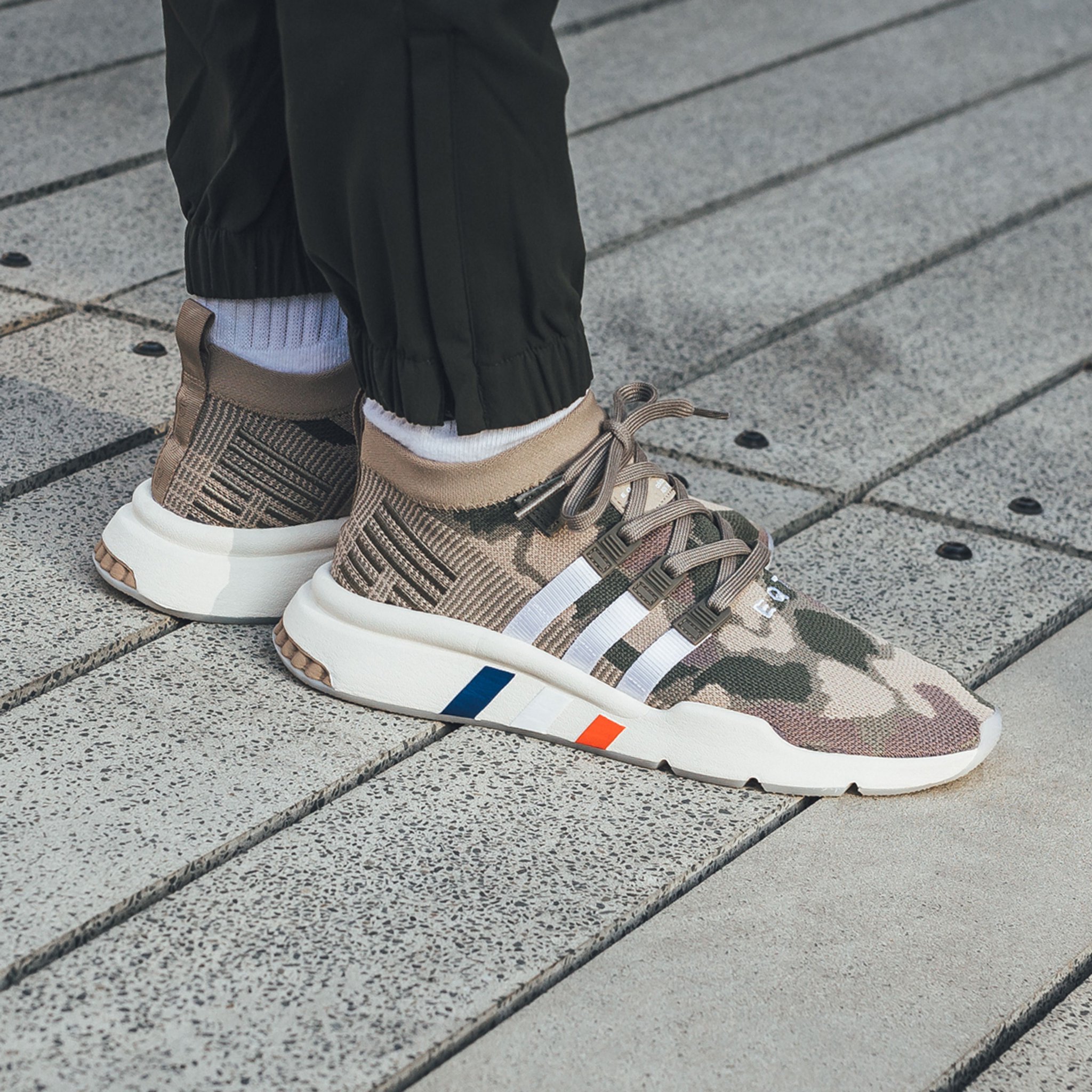 b37513 adidas