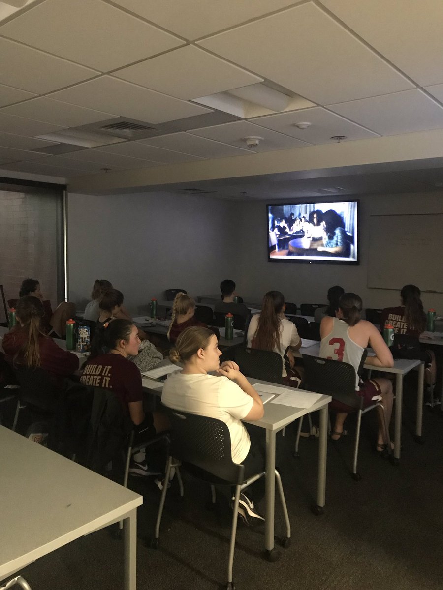 October is domestic violence awareness month, today we worked with @Join1Love to learn about unhealthy and healthy relationships. #Escalationworkshop  #DVAM #TeamOneLove