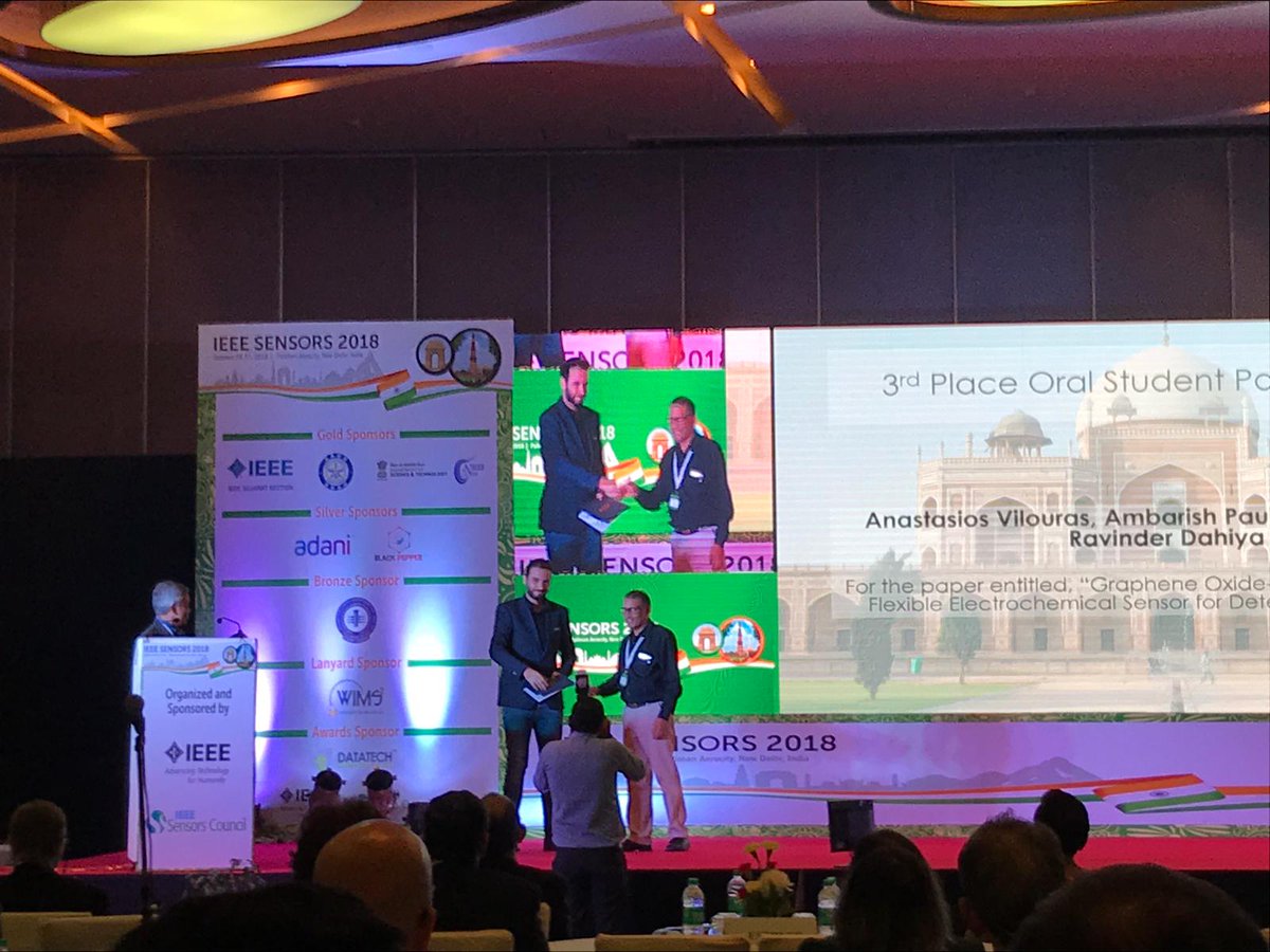 Grp_BEST's tweet photo. Congratulations to @TasosVil for getting the 3rd place-Best Student Oral Presentation Award at @IEEESENSORS. 
His work was focussed on using graphene oxide and chitosan for detection of serotonin. 
@UofGEngineering @UofGlasgow @ambarishpaul @RavinderSDahiya https://t.co/lI7hXxazI7