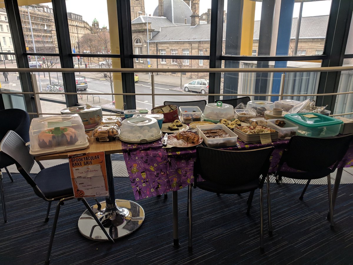 illhealthgoth's tweet photo. Genetics are all set up for our #frightforgood bake sale to raise funds for @Kidney_Research today! https://t.co/LiRoFEix7X