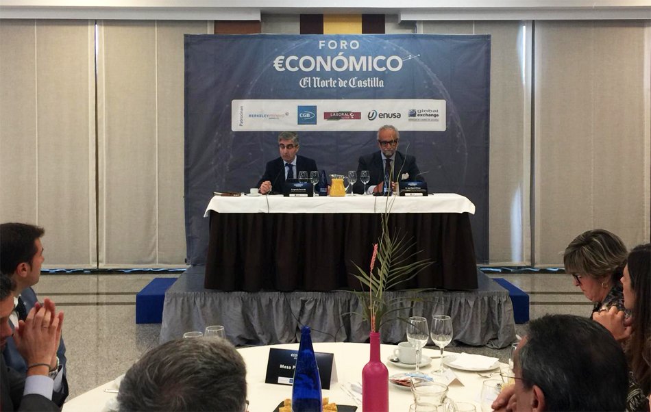 El Norte de Castilla (@nortecastilla) on Twitter photo #foro_elnorte Hoy en #Salamanca con José María O’Kean debatiendo sobre los consumidores y la transformación digital <a href="/MinaSalamanca/">Proyecto Salamanca - Berkeley Minera</a> <a href="/CGBinformatica/">CGB Informática</a> <a href="/LABORALkutxa/">LABORAL Kutxa</a> <a href="/GlobalExchange_/">Tu Mejor Experiencia</a> y <a href="/enusa_sa/">ENUSA</a> #foro_elnorte Hoy en #Salamanca con José María O’Kean debatiendo sobre los consumidores y la transformación digital <a href="/MinaSalamanca/">Proyecto Salamanca - Berkeley Minera</a> <a href="/CGBinformatica/">CGB Informática</a> <a href="/LABORALkutxa/">LABORAL Kutxa</a> <a href="/GlobalExchange_/">Tu Mejor Experiencia</a> y <a href="/enusa_sa/">ENUSA</a>