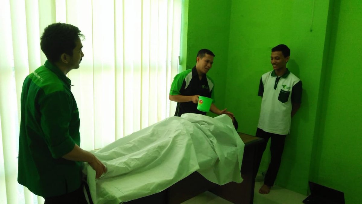 BarzahDd1's tweet photo. Pelatihan pemulasaraan jenazah Barzah @dompet_dhuafa dari Medan hingga ke Tanah Karo. https://t.co/jTMeo00O6L #MembentangKebaikan https://t.co/02K4Tlhku4