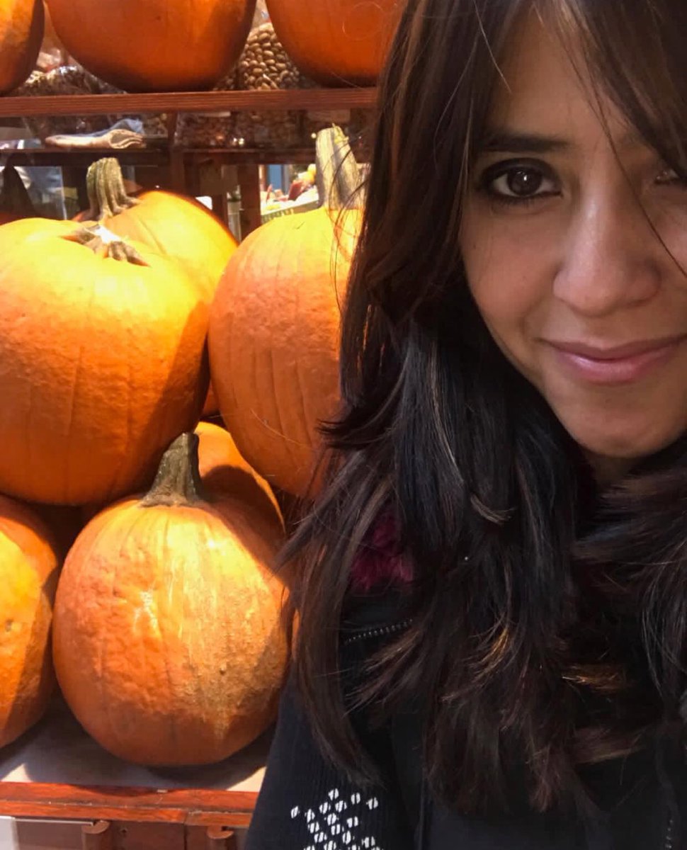 EktaaRKapoor's tweet photo. One year ago pic ...story maybe few years ago...KADDU KAT GAYA! #mugshots #Halloween #october #love #horror #crayyyyy https://t.co/JiokQTGpz4