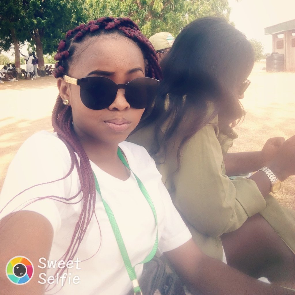 Elizy65's tweet image. #NewProfilePic
#Nysc
#PepperStew
#SmallyCorper
#FineLikeThat
#NademdeyRushUs