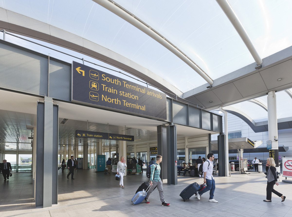 HelpMePark's tweet image. How do you usually get to the airport, and why do you choose that option? #TravelTuesday #Gatwick #ttot #tbex #rtw #travel