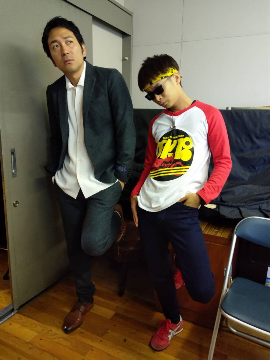 hikinikugeinin's tweet photo. 今日は三重県の工業高校の学園祭行きました。夜からはNGKでネタイベントです。是非！#河井ゆずるの格好のつけ方#その名もゆず立ち#藤崎マーケットトキが立ち上げたゆず立ち王決定戦エントリー#俺は将来ゆず王になる！！#スーパーマラドーナ#バイク川崎バイク#あべこうじさん#ゆにばーす https://t.co/y9BQivaYrp