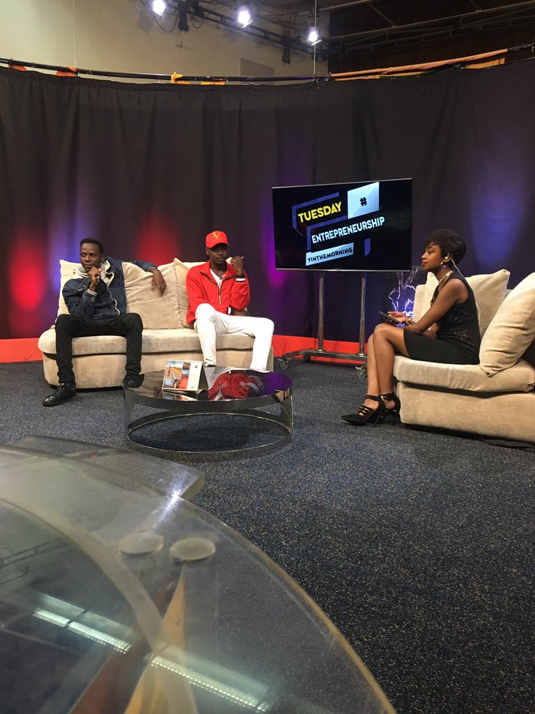 shaggiebee's tweet photo. Tuko live @Y254Channel #Wangu https://t.co/p78XwYxMlo