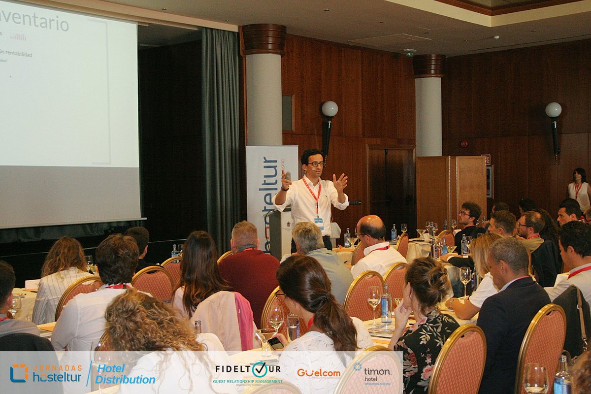 AngeladeLara's tweet image. La Jornada @Hosteltur #Hoteldistribution de la semana pasada en #PalmadeMallorca, nos dejó muy buenos recuerdos con grandes profesionales del sector. @ruiz_marian @vivi_hinojosa @DavidLopezPa @bedsrevenue @ColossalFactory @Mirai4Hotels @TravelgateX