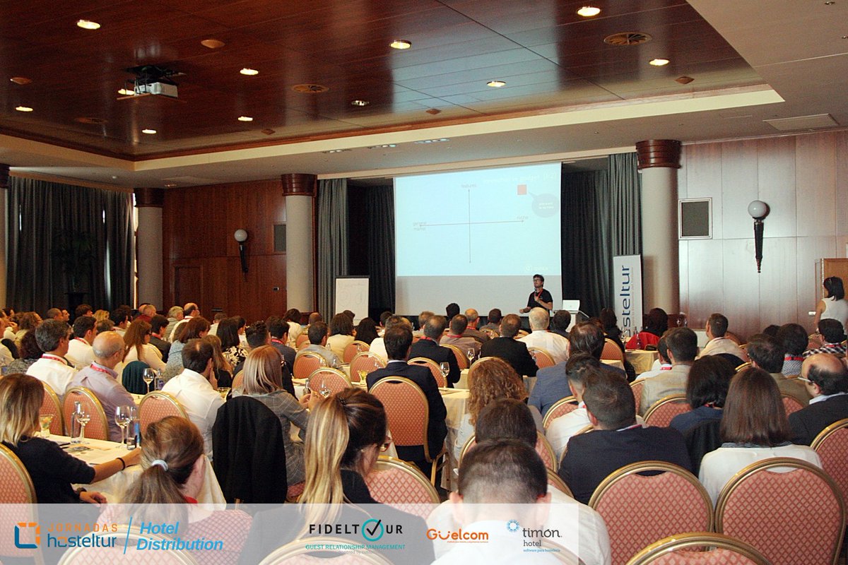 AngeladeLara's tweet image. La Jornada @Hosteltur #Hoteldistribution de la semana pasada en #PalmadeMallorca, nos dejó muy buenos recuerdos con grandes profesionales del sector. @ruiz_marian @vivi_hinojosa @DavidLopezPa @bedsrevenue @ColossalFactory @Mirai4Hotels @TravelgateX