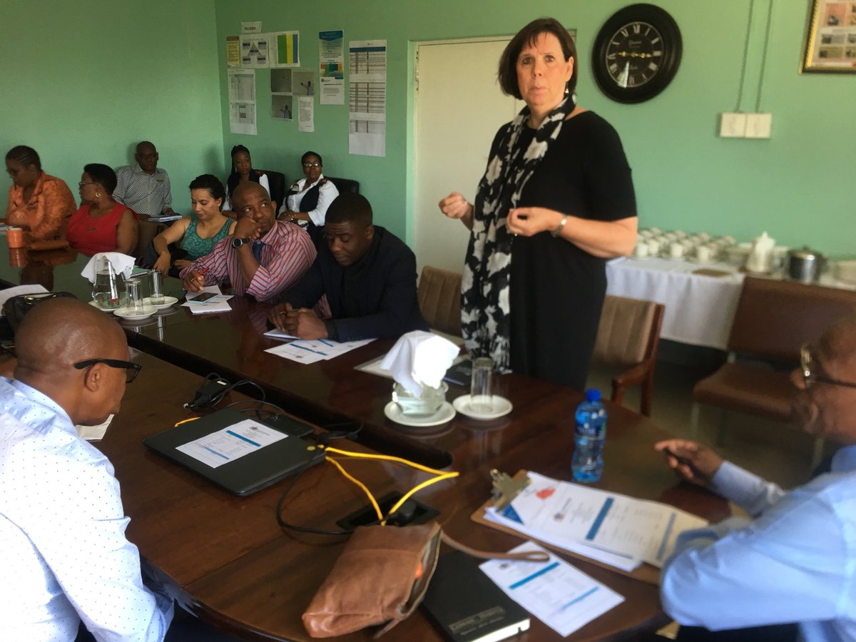 thinkingpeople1's tweet photo. Exciting! Our #lean management workshop at #Leratong hospital kicks off with @kimbarnas @HCValue. We will shortly head to the wards for a #gemba walk and see the work underway that makes life better for the community. #leanafrica18 #africanlean https://t.co/0OXvL14Kk3