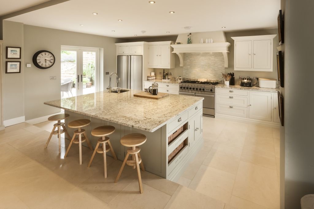 kitchen_real's tweet photo. With a network of independent retailers across the UK, planning a new #kitchen for #Christmas has never been easier!
#RealKitchenCompany #RealKitchenCompanyLtd #ChecklistDay https://t.co/zn6cp7Ip9A