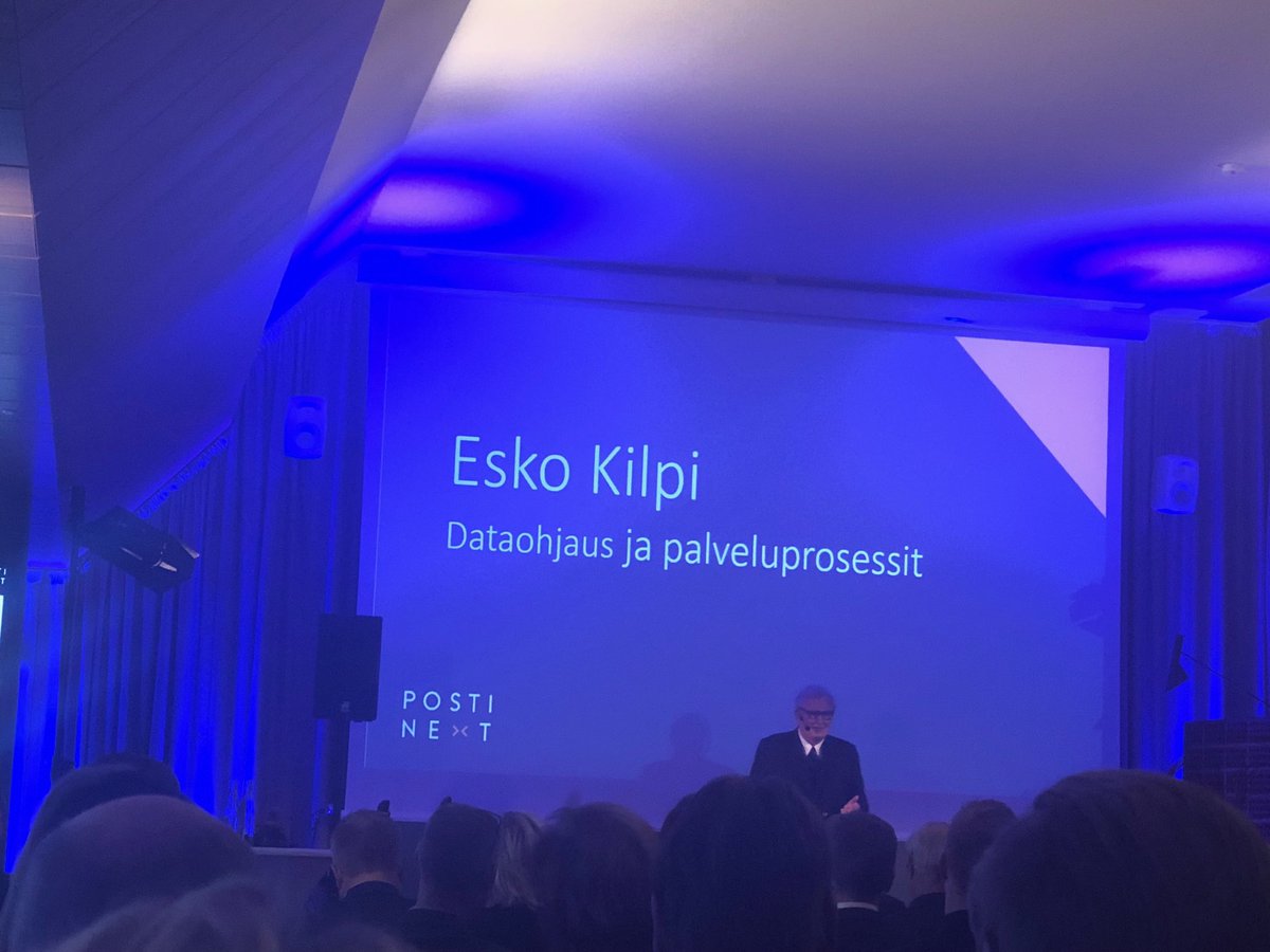 ReijonenHanna's tweet photo. Loistava ⁦@EskoKilpi⁩, pitäisi siirtyä prosessikeskeisyydestä kontekstikeskeisyyteen ja osaamisen kehittämisestä toimijuuden kehittämiseen #postinext https://t.co/ONyaDBU02D