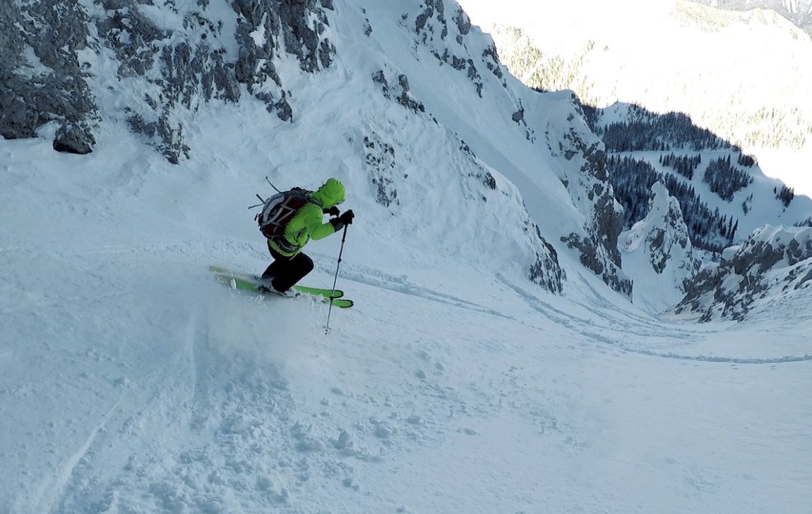 Slovenians are proud of the Julian Alps, which are therefore quite sieged in a skiing sense in the winter. It is a true little paradise for all eager ski adventurers in the open mountain world. goo.gl/2f6sst #slovenia #skiing #lifeadventures #winter #freerideskiing