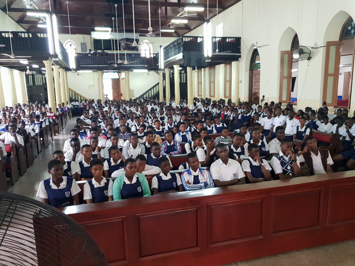 PhillippaPremp1's tweet photo. INNO-TOUR
She Community Ghana was at the Osu Presbyterian Senior High School yesterday 29th Oct, 2018, on our INNO-TOUR to engage students in 'The Impact of Social Media on their Personal Development'.
#SheCommunityGH
#Liveyourbestlife
#InnoTour https://t.co/0iTKb421Ov