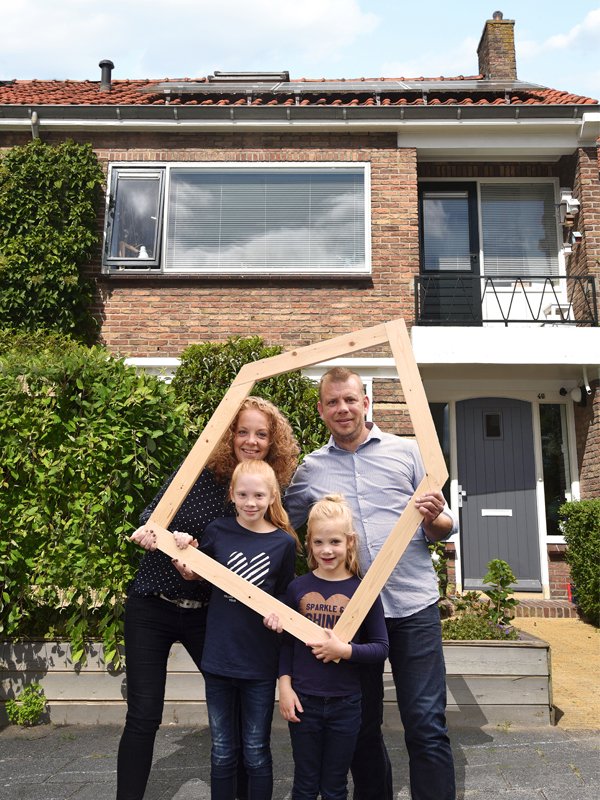 Met 16 zonnepanelen, een pelletkachel, warmtepomp en infraroodverwarming is het huis van Rinus en zijn gezin toekomstbestendig. Deze en andere duurzame woningen kun je van binnen bekijken tijdens de #DuurzameHuizenRoute zaterdag 3&amp;10 november! Meer info: bit.ly/2qgXb1f