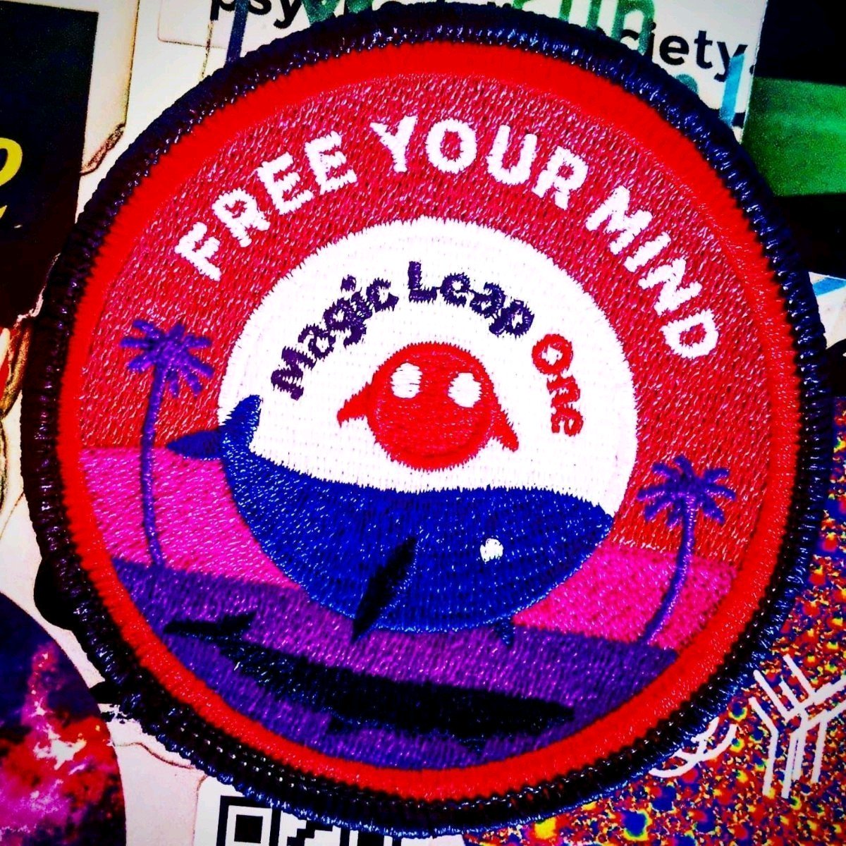 jamesemarks's tweet photo. @AmeliaKallman @Adventure_Works @rabovitz @Kazendi @WeWork @M_Doelle @magicleap @DoubleMeVR "A revolution without dancing is a revolution not worth having." V 

Magic day yesterday &amp; can't wait to share the first @DoubleMeVR LoopSpace &amp; HoloPortal experience with a cyberpunk socio- political twist on @magicleap FreekPixels is in his cave getting it primed 🌈⚛️☮️🖖 https://t.co/ZU5CfLj1Nr