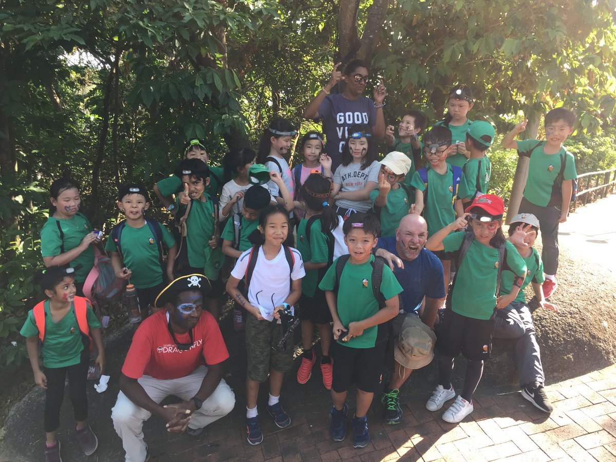 sclass4sd's tweet photo. Arrrrrrrrr! Ahoy me maties! Year 4’s getting ready to go into the Pirate Cave to hunt for treasure! Beware we have a pirate amongst us. #rchkpyp #superherosintraining https://t.co/6pXBX6O01C