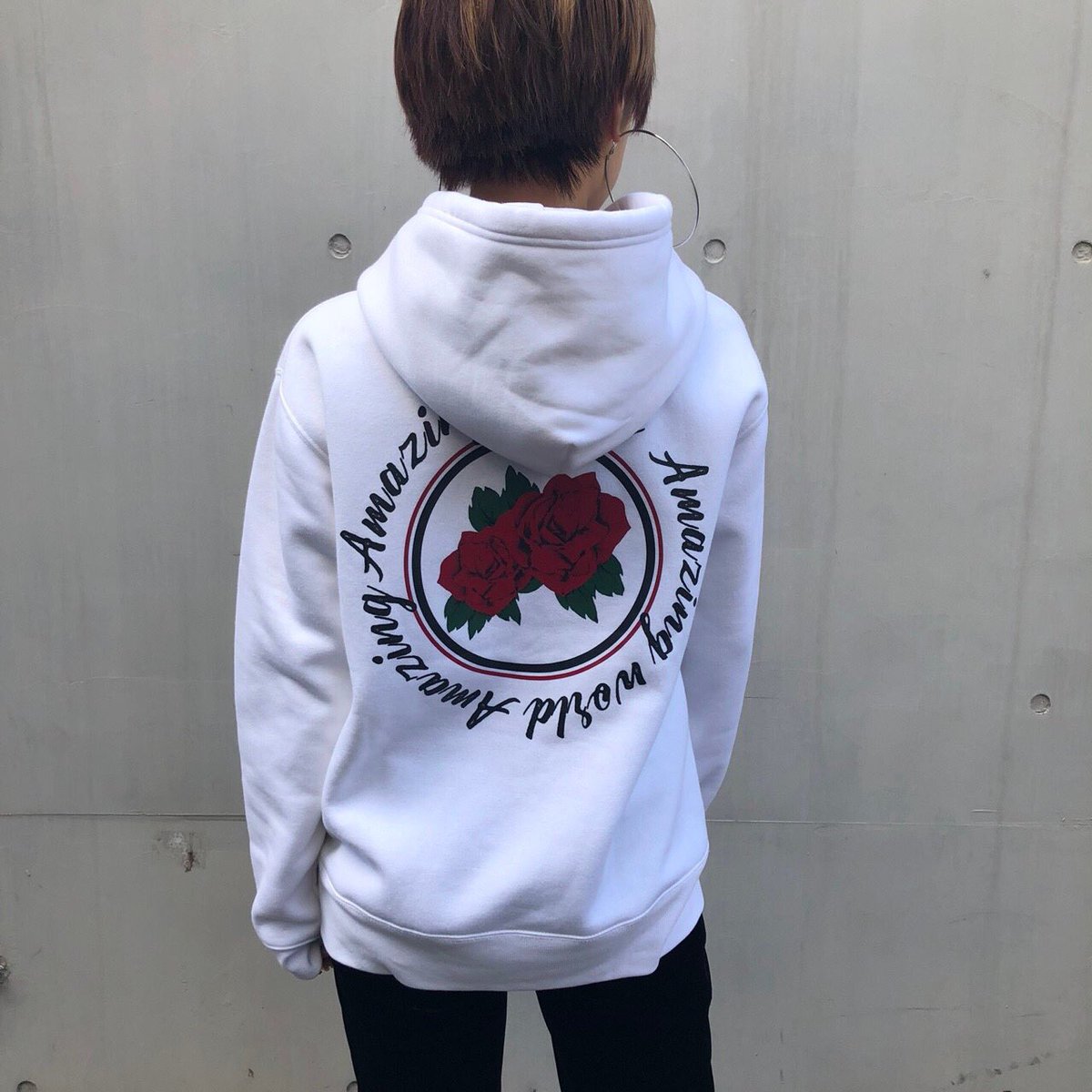 kj_opa's tweet photo. 【comming soon 】
✔︎rose hoodie 🌹
color/ black white https://t.co/RkXUv6JfXH