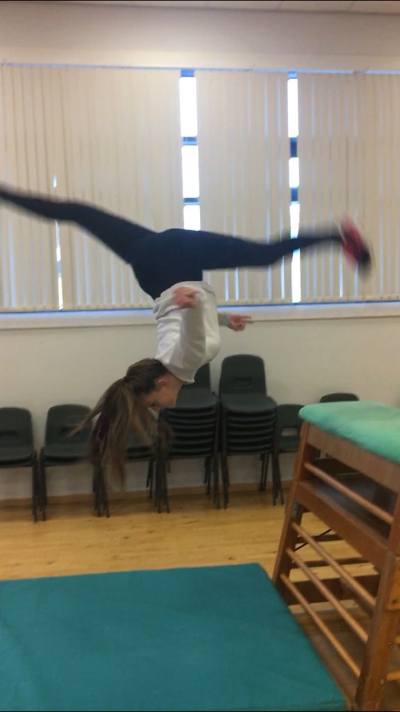 WHS_SSOS's tweet photo. A few shots of 2A3 during their end of block expression session #creativity #confidence and #selfesteem #coordinationandfluency #flexibility https://t.co/K9RiZZ1m1u