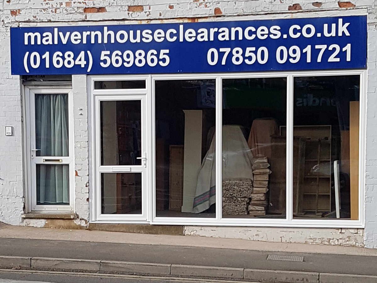 Fusion_Windows's tweet image. New shop front compleated today at Kathys kabin