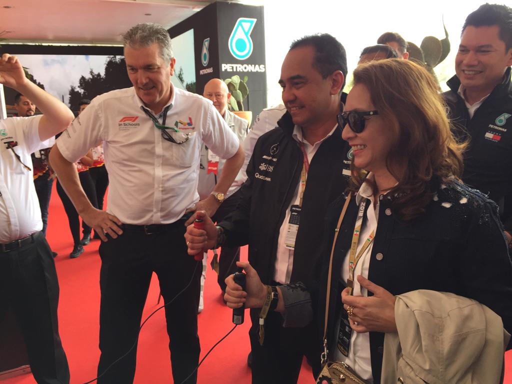 STEM Racing HQ (@stemracinghq) on Twitter photo F1 in Schools brought to you by <a href="/PET_Motorsports/">PETRONAS Motorsports</a> at the Mexican Grand Prix this weekend #petronasmotorsports #MexicoGP #F1 #STEM #F1inSchools F1 in Schools brought to you by <a href="/PET_Motorsports/">PETRONAS Motorsports</a> at the Mexican Grand Prix this weekend #petronasmotorsports #MexicoGP #F1 #STEM #F1inSchools