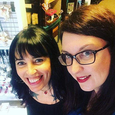 RogersTVStJohns's tweet photo. Time to check your chakra! Tune into 11:11 Thurs, Nov 1 at 8 pm~Roberta talks to Andrea Devine, owner/operator of @BrassyLassyxo about sage, crystals, pendulums, chakras &amp; more! Airing on #Rogerstv Channel 9. Also streaming on Facebook &amp; https://t.co/Md67Vyt74g https://t.co/MrZKNQaHTk
