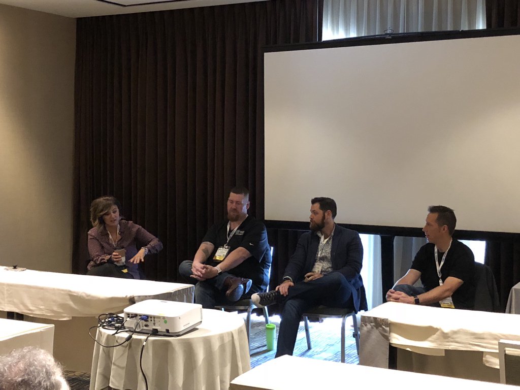 andriven's tweet image. @indylindy22 moderating ‘Home Lab Panel: Beginners, Experts and Everything In Between’ with @gravydigz @vm_jmcminn @zdub2010 at @ATLVMUG @MyVMUG Usercon 

‘Don’t forget to watch consumption really closely if home-labbing in AWS/Azure/etc.’

#ATLVMUG