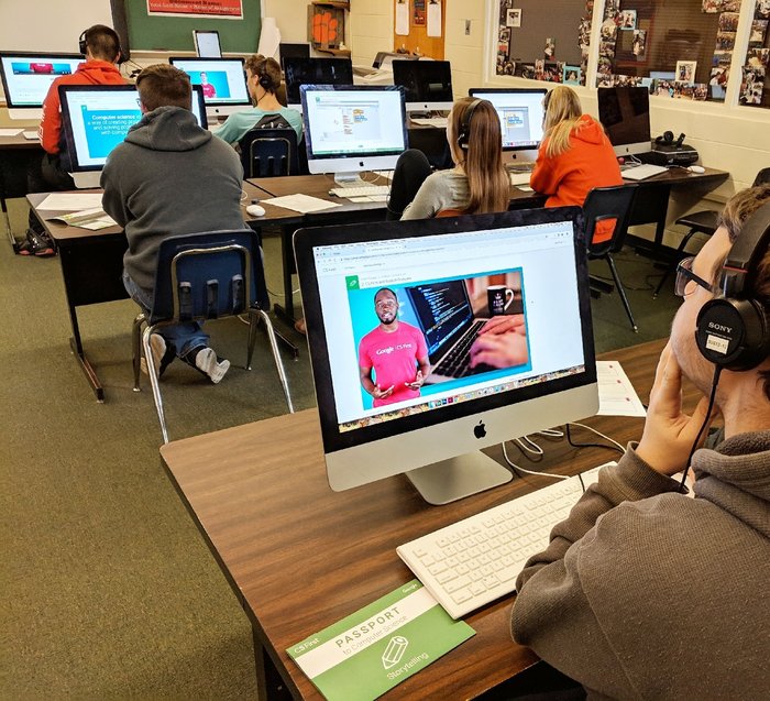 gowestville's tweet image. Learning coding through Google CS First. #CodingWithScratch #CSFirst