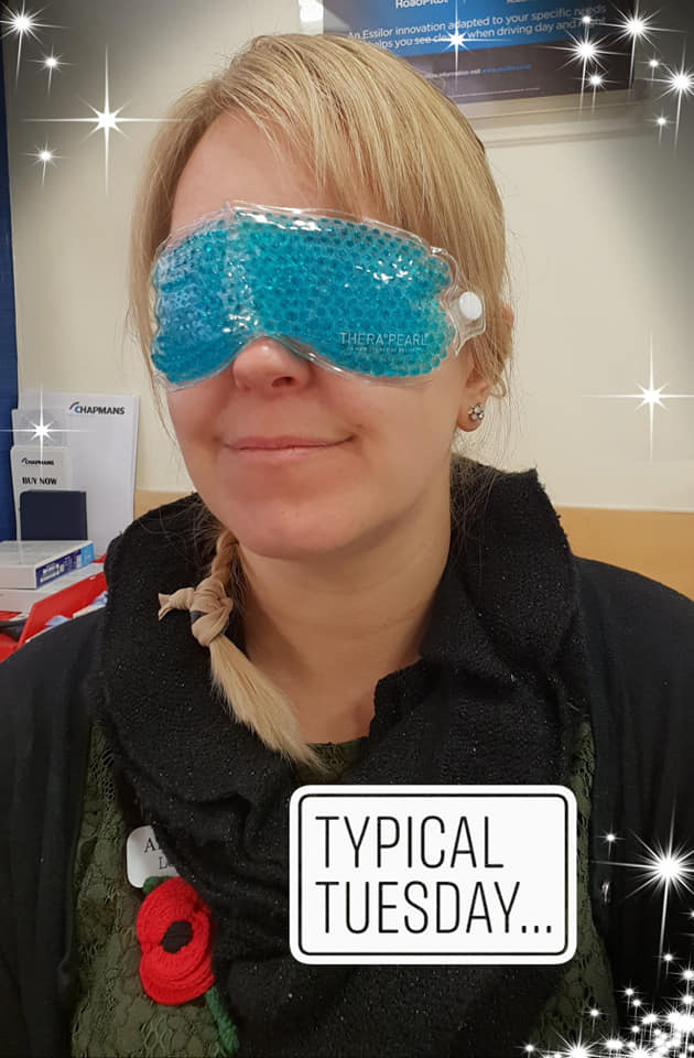 ChapmansChelt's tweet photo. We are #RoadTesting @TheraPearl #EyeMasks today to ease and soothe #DryEye symptoms as the heating comes on whilst the temperatures outside drop. They feel lush! #Opticians #Cheltenham #soothe #ANewDegreeOfRelief https://t.co/Yrs30E2Jjd