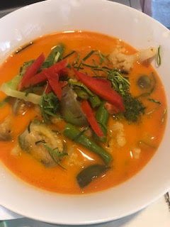 ContentCastle's tweet image. Thank you, Cherry, for always making sure we eat well 🤤 

#contentcastle #kohsamuiisland #thailand🇹🇭 #tomyum #thaifood #spicyfoods #amwriting #amediting