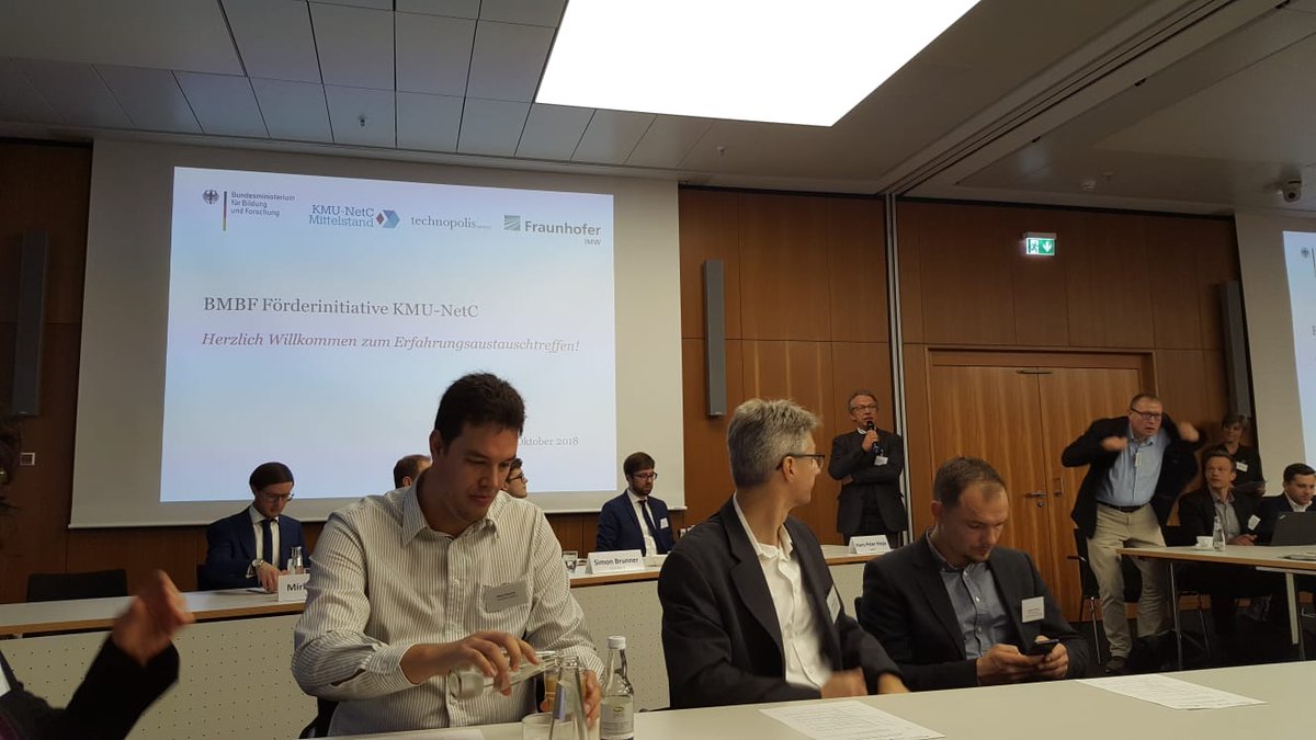 Heute beim Erfahrungsaustausch zu #KMUNetC im @BMBF_Bund - unser Projekt #CoolRFID mit <a href="/FraunhoferIPMS/">Fraunhofer IPMS</a> #GeraIdent <a href="/metraTec/">metraTec GmbH</a> und <a href="/tudresden_de/">TU Dresden</a> läuft sehr erfolgreich.