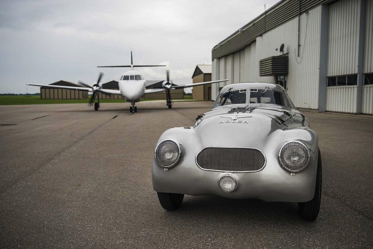 QuirkyRides's tweet photo. The 1938 #Adler #Trumpf #Rennlimousine (#racing #saloon/#sedan). its #streamlined shape owes much to Paul #Jaray. It was the future once. #Photography by Darin Schnabel. https://t.co/FzpnOZdNtV