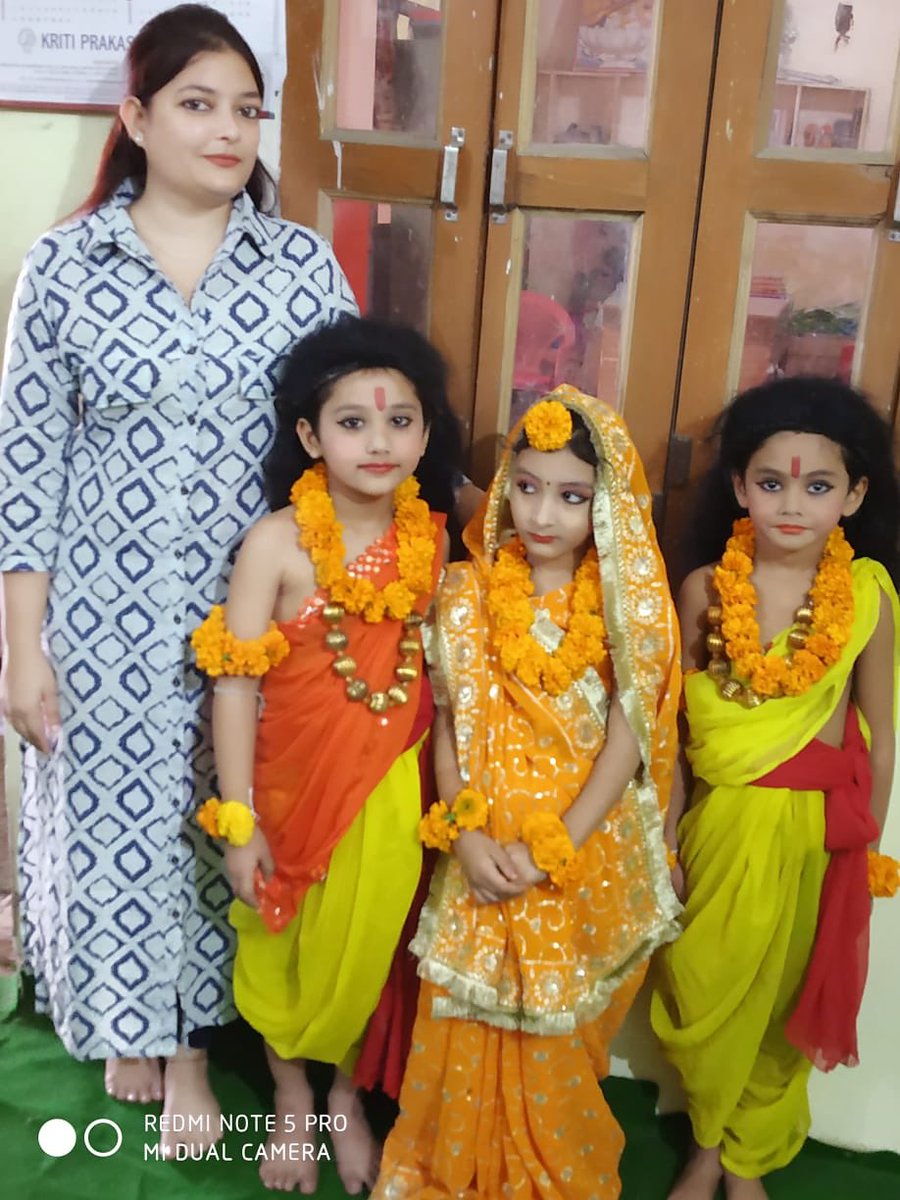 KonnectKid's tweet photo. Diwali celebrations begin with teaching the kids about how to festival came around ! What better way to teach our kids about our culture than this ?
KidKonnect is happy to be associated with Takshashila Academy, Ghatampur !
Takshshila Academy

#Kidkonnect #schoolmanagement https://t.co/ii7unukl02