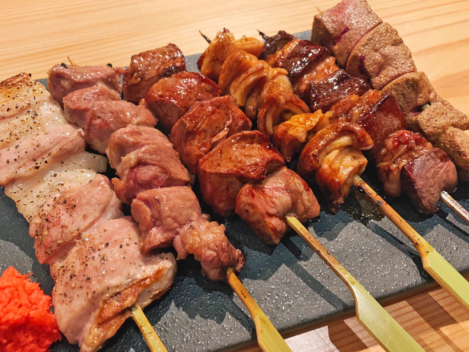 豪華だなｗｗｗ美味しそうなお肉が色々と楽しめそうです！食べてみたいｗｗ