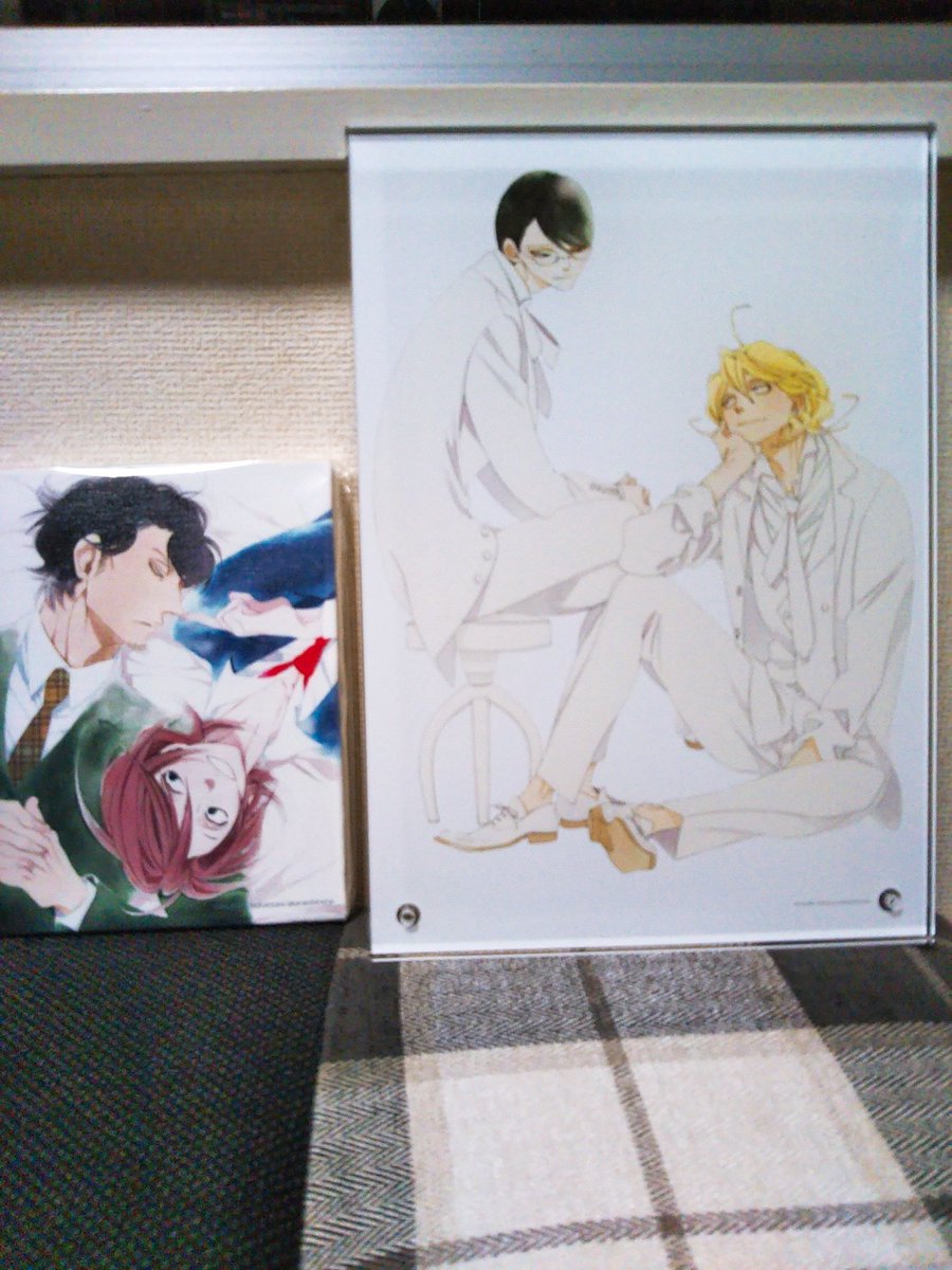 同級生」のアクリルプレートと、 「原と空」のキャンバスボード来た