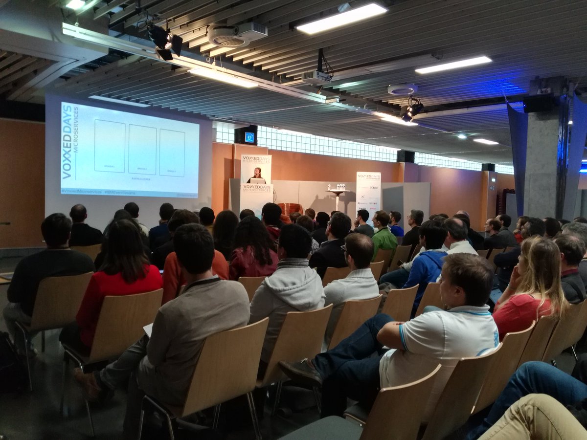 <a href="/KateStanley91/">Kate Stanley</a> is talking #kafka <a href="/vxdmicroservice/">Voxxed Days Microservices</a> with roomful audience