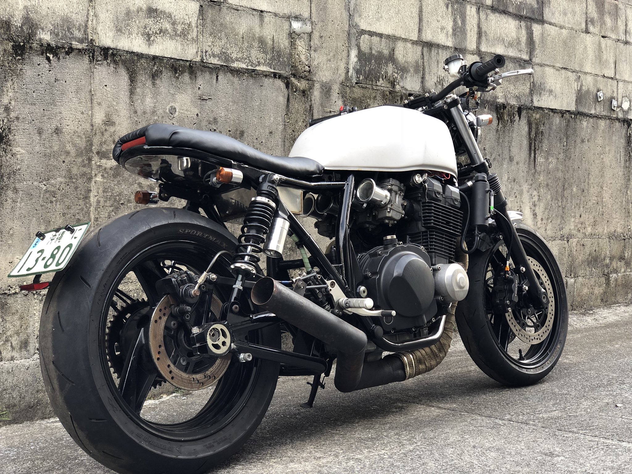 【限定値下】実働　zrx400 エンジン GPz550 純正 当時物 実動エンジン 【正規打刻】 KAWASAKI 絶版旧