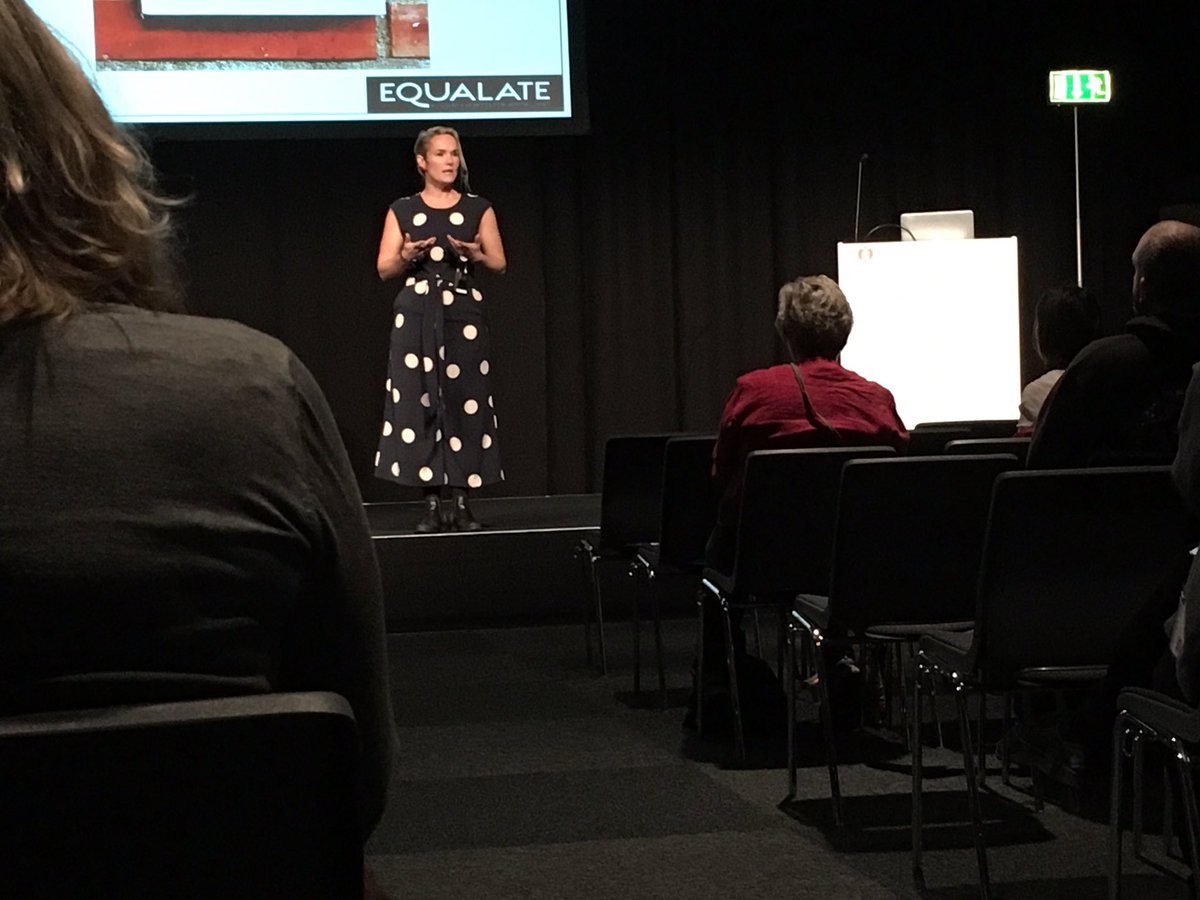 Johanna Lundin föreläser om jämställdhet som är årets tema på Skolforum. 

#jämställdhet #föreläsning #skola