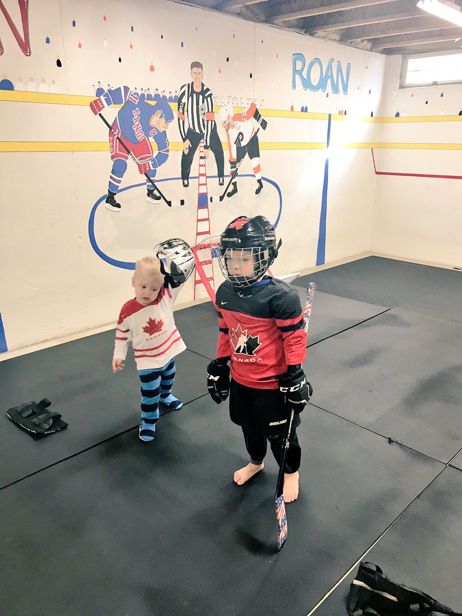 SwirlFraser's tweet photo. Just your average wkd in our household! #teamCanada this day #fullrideroan #babybrothergoals #nhl #kerryfraser #giroux #markmessier @kfraserthecall https://t.co/blHWY67sar