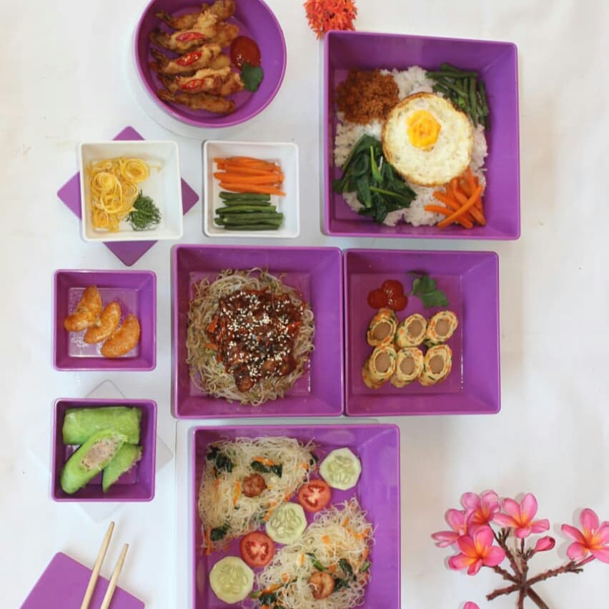 Yuyun_HNM's tweet photo. haii @tupperwareID ini adalah menu sarapan kita hari ini, disajikan menggunakan ichigo yang super cantik sekali.
#PakeTupperware
#IchigoCompleteSet
#ZenServingChallenge
#TupperwareIchigoCompleteSet https://t.co/JFEdvtVemd