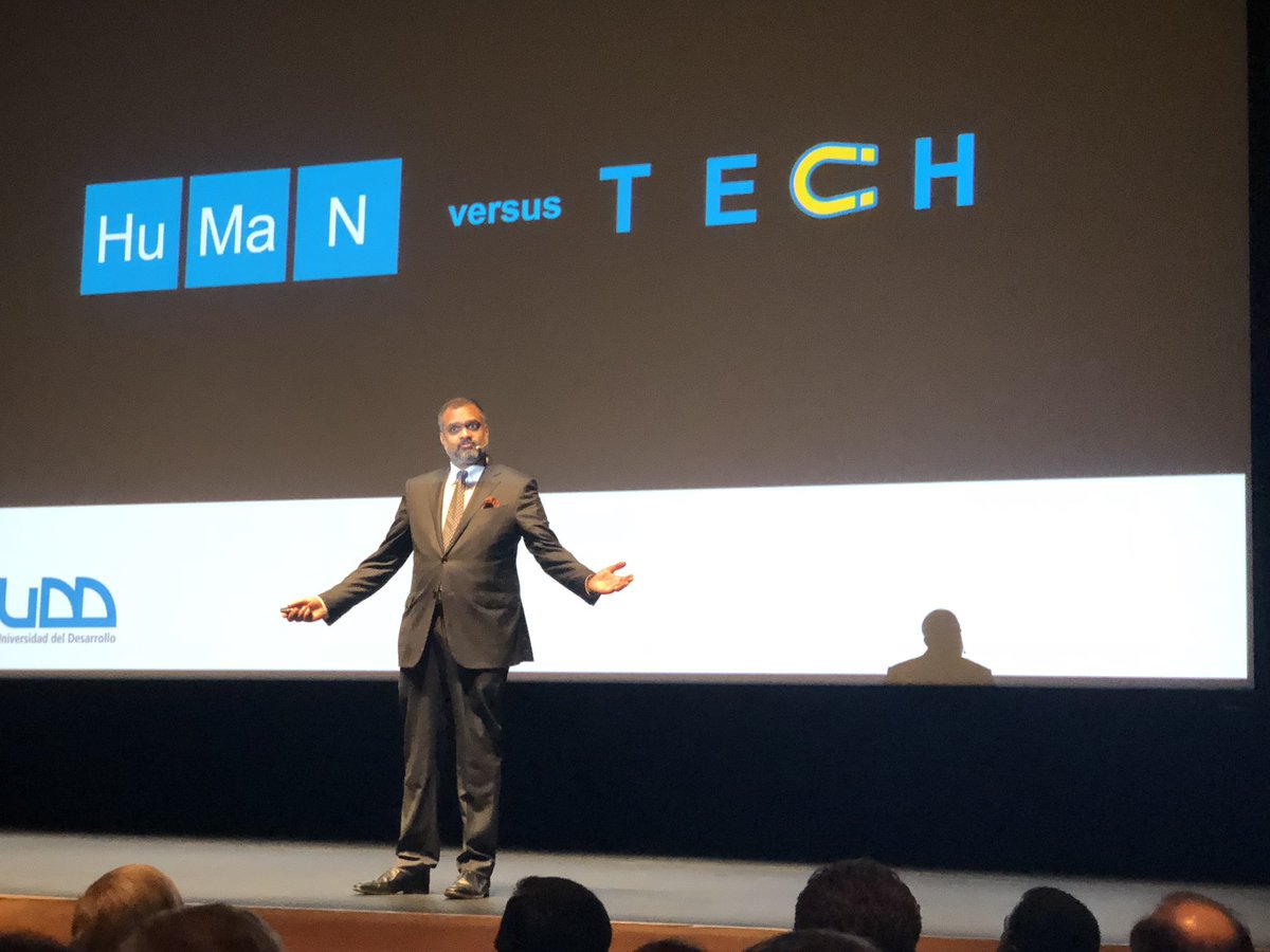 sebabellocchio's tweet image. @Experis_Chile presente en #humanvstech en @UDD_cl