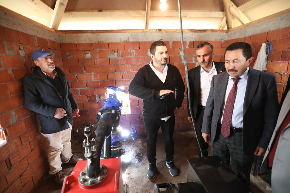 Dikmen Yaylası eteklerinde 4 mevsimin farklı güzelliklerle yaşandığı Dikmen Mahalle Muhtarlığını ziyaret ettik. Dikmen Camii’nin enerjisine büyük katkı sağlayacak mini HES'in açılışını yaptık. Hayırlı ve uğurlu olsun