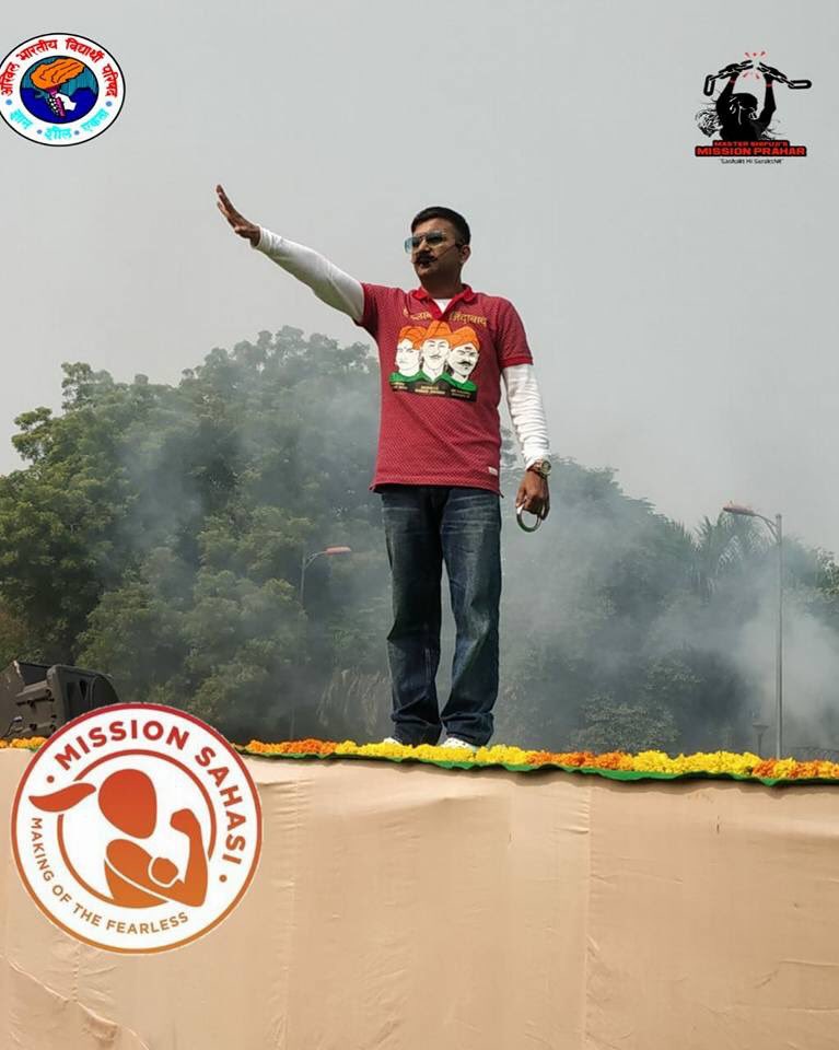 Ch23703363Jyoti's tweet photo. #MissionSahasi ABVP
@ABVPDelhi and #MissionPrahar in association with #DUSU presents #मिशनसाहसी giving self defense training to thousands of girls under the guidance of Grand Master shifuji Shaurya bhardwaj in Delhi University.
#MakingofTheFearless
@SHIFUJIJAIHIND https://t.co/g29TXc7jfE