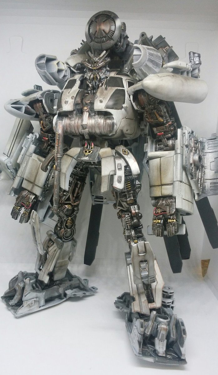 トランスフォーマー スタジオシリーズ グラインダー 海外限定品 正規品 トランスフォーマー スタジオシリーズ グラインダー 海外限定品 正規品