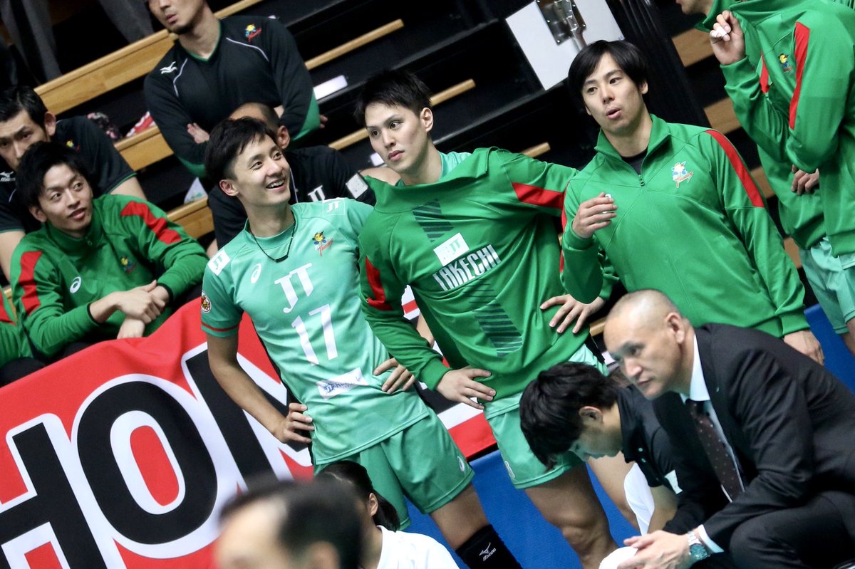 Uzivatel A Chan Na Twitteru 18 10 26 Newジャージをniceに着こなしていたので 笑 なぜか前に着ると サッカー選手に見えてしまう Vleague 大田区総合体育館 Jtサンダーズ 武智洸史 選手 Uzivatel A Chan Na Twitteru 18 10 26 Newジャージをniceに着こなしていたので 笑 なぜか前に着ると サッカー選手に見えてしまう Vleague 大田区総合体育館 Jtサンダーズ 武智洸史 選手