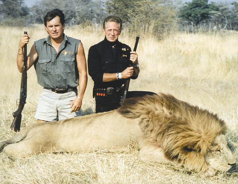 BiologistDan's tweet photo. Meet Steven Chancellor. He has raised over $1,000,000 for Donald Trump. What does this get you? A seat on the "Wildlife Board" which issues permits for importing trophies. He's filed applications to import 3 Lion heads. I call BS. RT to ban #TrophyHunting https://t.co/ub6Prme1be