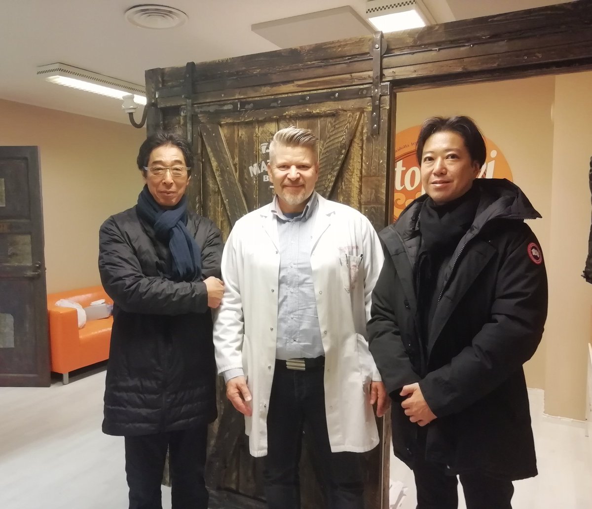 #Muji vieraili tänään, #vapaapossu ja #aitopalvi maistui Mr. Kanaille ja Mr. Okazakille 🤗