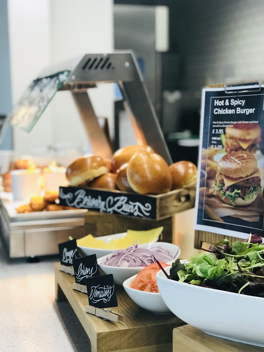 Our #scrumptious new hot &amp; spicy chicken fillet burger! <a href="/lovejoesnews/">Love Joes</a> Hot, hot, hot! @elioruk <a href="/LexyFood/">Lexington Catering</a> ISG