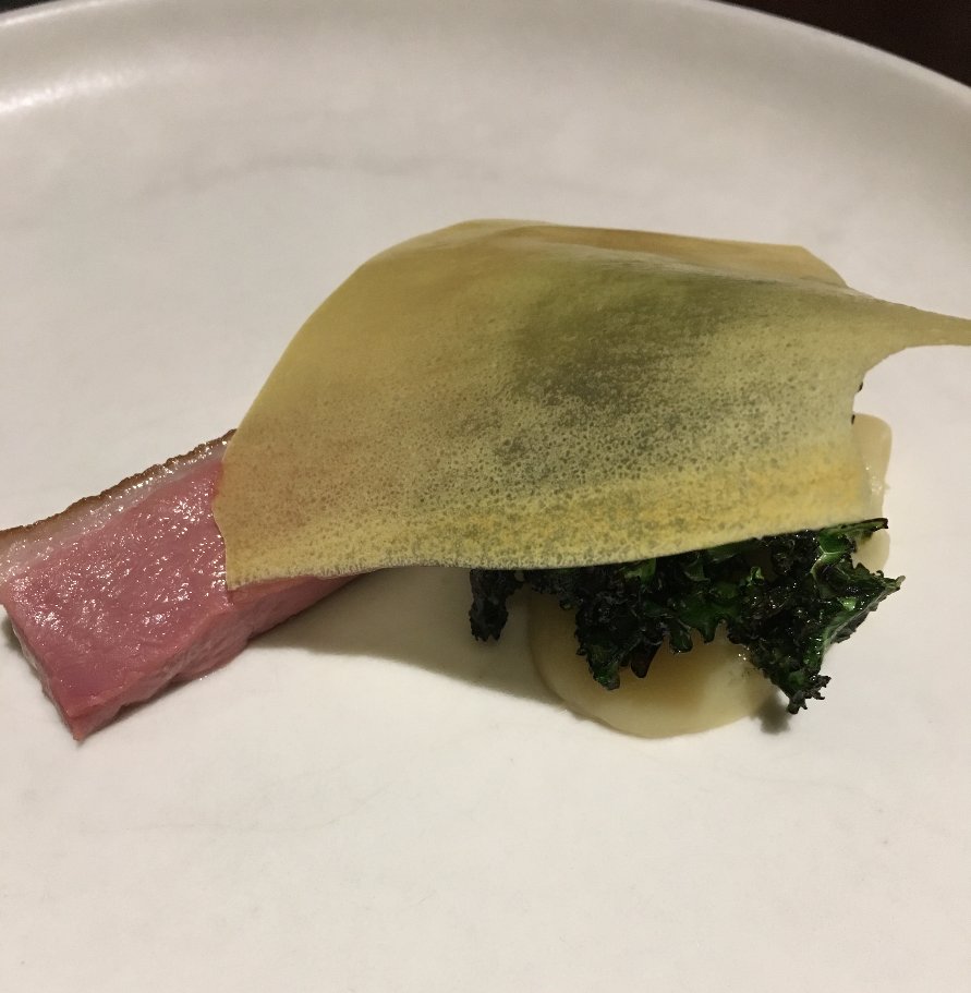 GuiaMichelin_ES's tweet photo. ¡Irresistible! En Loco, naturaleza, producto y sabor.  El chef #AlexandreSilva también nos hará disfrutar de su buen hacer gastronómico en la Gala #GuiaMichelin. 1 #EstrellasMichelin #Lisboa https://t.co/Mvp64MYi2C