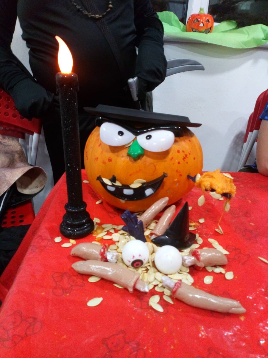Sharon1McCauley's tweet photo. Winner of our pumpkin carving competition at junior hangout on Friday #juniorfun #halloween #spookyactivities @Medway_Youth https://t.co/7LResOGQhX
